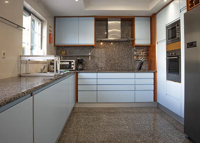 Mar Ali - Jacuzzi - 400m From The - By Bedzy 别墅 阿尔布费拉