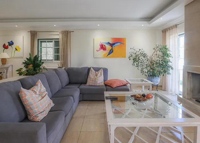 Villa Mar Ali - Jacuzzi - 400m From The - By Bedzy Albufeira